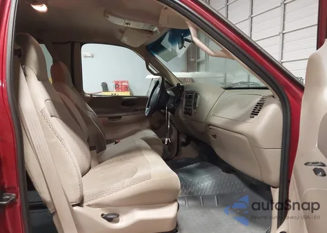 2000 Ford F-150 Lariat/Work Series/Xl/Xlt from USA, damaged, VIN 1FTRX17W5YNB91156